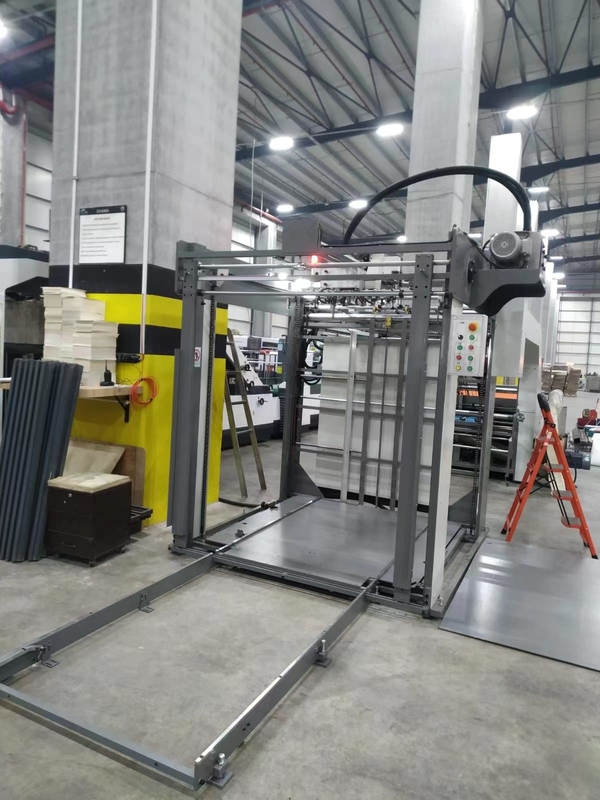 バックフィーダー 3 プライ 5 プライ フルート ラミネーター機械 150m/Min PLC 制御
