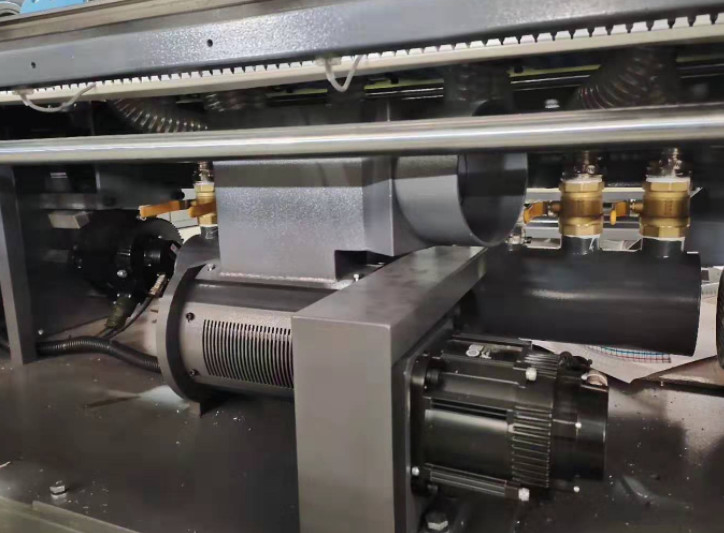 120-600gsm トップ シート自動フルート ラミネーター 3Ply 波形ラミネート機